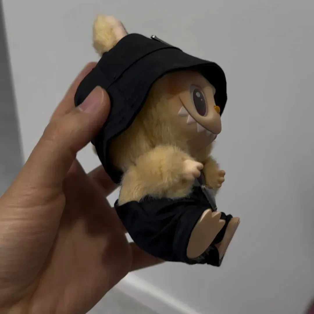 気質満点 今季も大流行 上品 スウィート labubuぬいぐるみペンダント 服