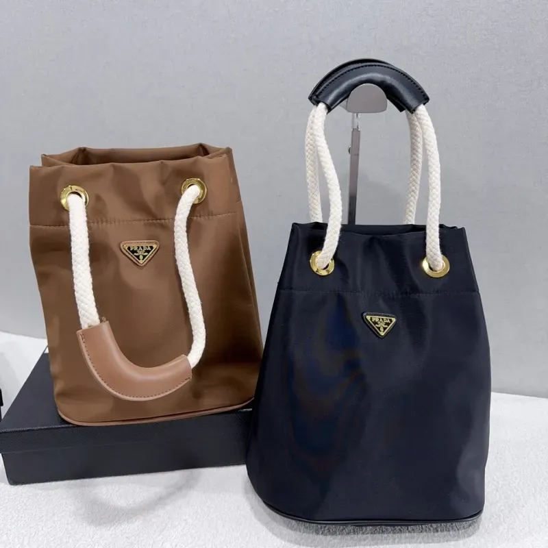 神バッグ降臨！最高品質 耐久性 収納力 激売れ中 バッグ