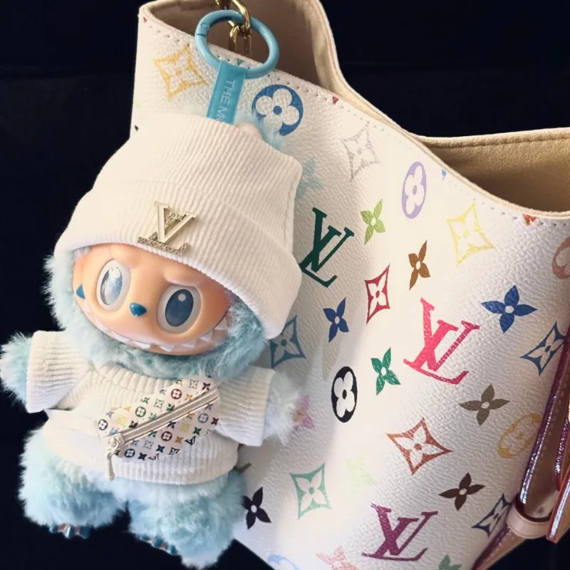 圧倒的セクシー 好感度UP スウィート ノームコア labubuぬいぐるみペンダント 服