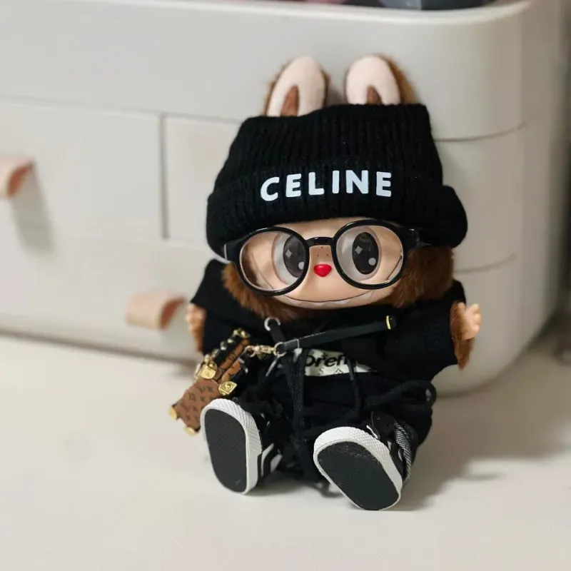 激売れ中 クール 繊細 デザイン感 labubuぬいぐるみペンダント服 人形を含まない