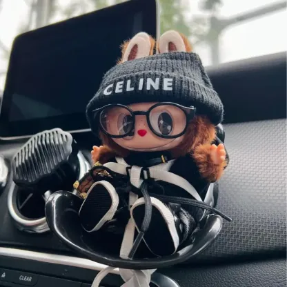 激売れ中 クール 繊細 デザイン感 labubuぬいぐるみペンダント服 人形を含まない