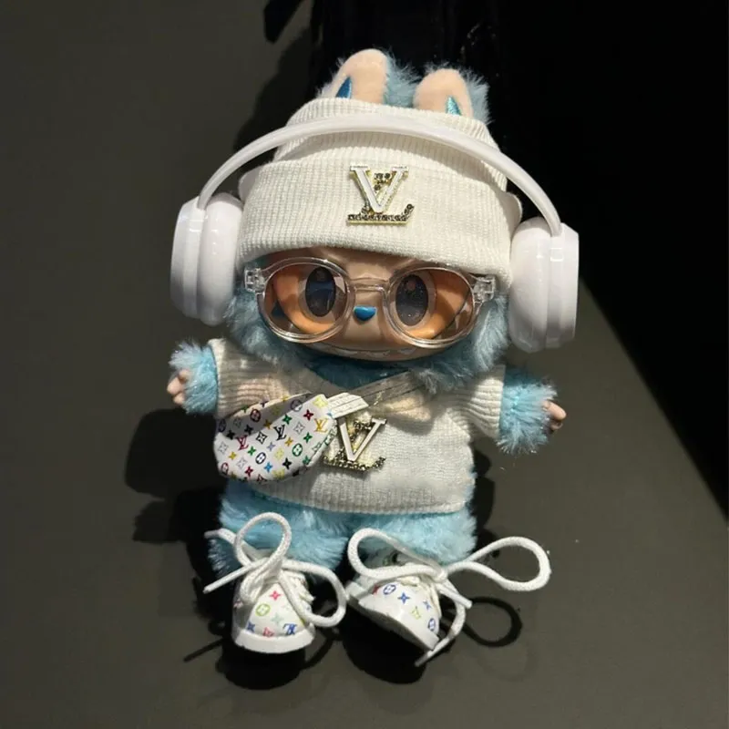 上品見え カッコイイ配色 labubuぬいぐるみペンダント服 人形を含まない