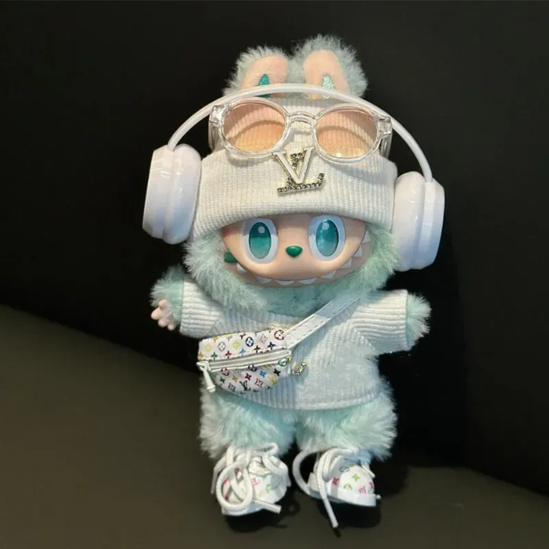 上品見え カッコイイ配色 labubuぬいぐるみペンダント服 人形を含まない