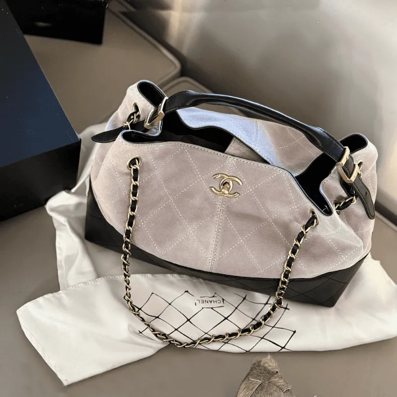 今季も大流行 売れ切れ必至 セレブリティ ハンドバッグ 大容量 肩掛け バッグ