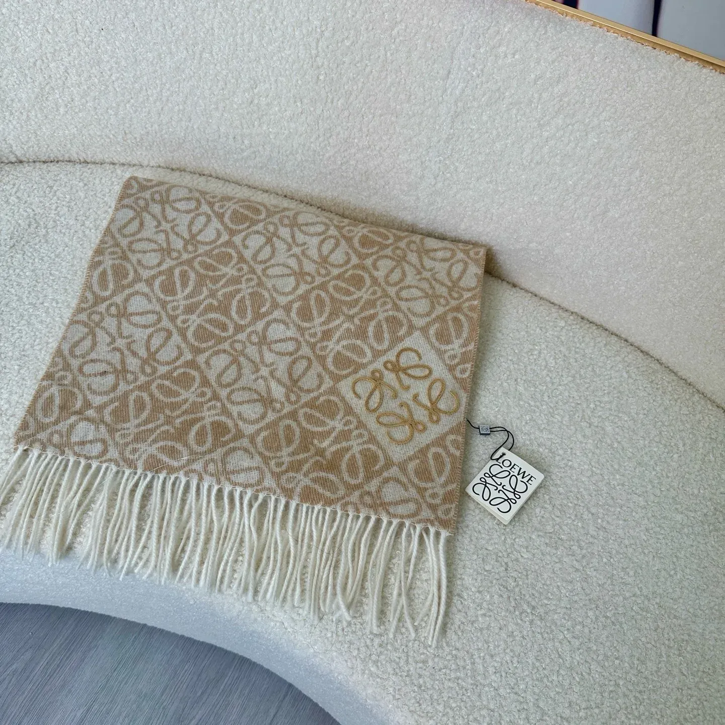 高級感 抜群 人気急上昇 ファッション 男女兼用 暖かい カシミヤ ふんわり スカーフ