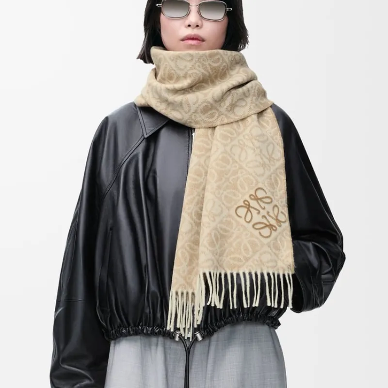 高級感 抜群 人気急上昇 ファッション 男女兼用 暖かい カシミヤ ふんわり スカーフ