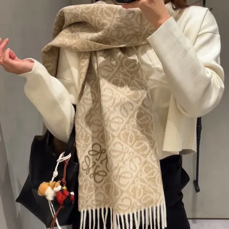 高級感 抜群 人気急上昇 ファッション 男女兼用 暖かい カシミヤ ふんわり スカーフ