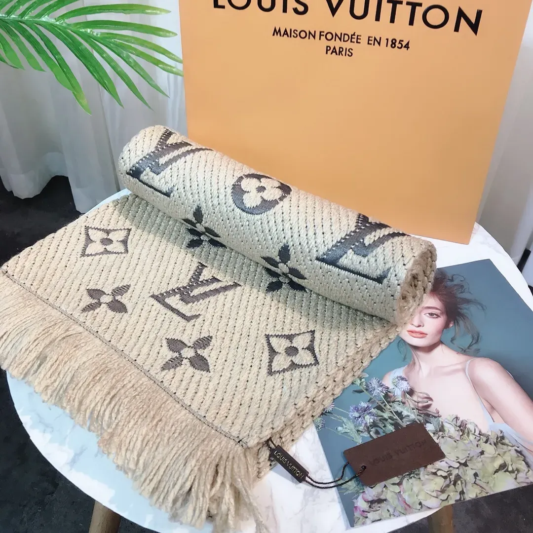 魅力的 高品質 シンプル モード アルファベット 軽量＆快適！ 秋冬 スカーフ