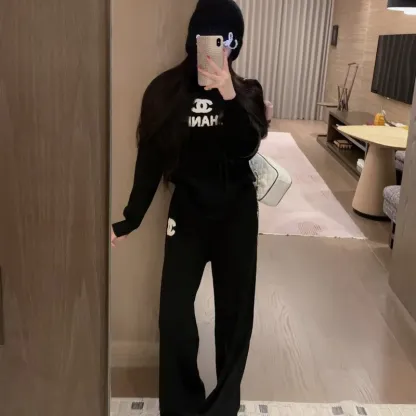 『フリーサイズ』優しい雰囲気 上質な トレンド カジュアル ふわふわ 洗練された 着瘦せ ニットセットアップ