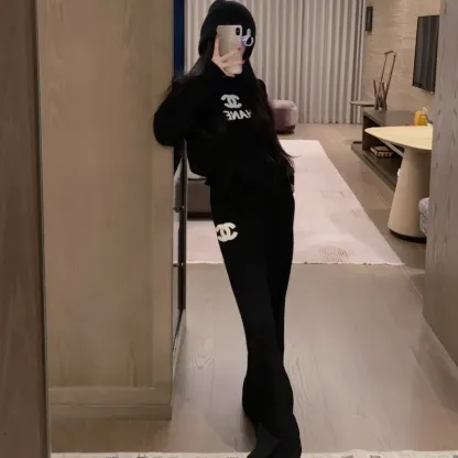 『フリーサイズ』優しい雰囲気 上質な トレンド カジュアル ふわふわ 洗練された 着瘦せ ニットセットアップ