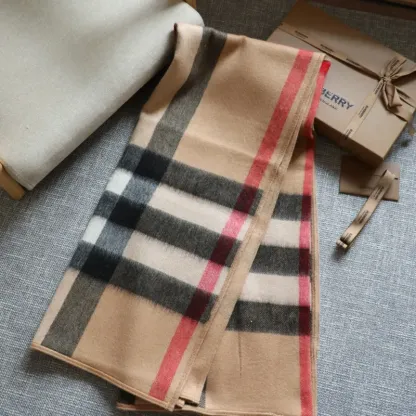 季節感漂う 快適で合わせやすい ファッション カシミヤ生地 両面使用可能なショール