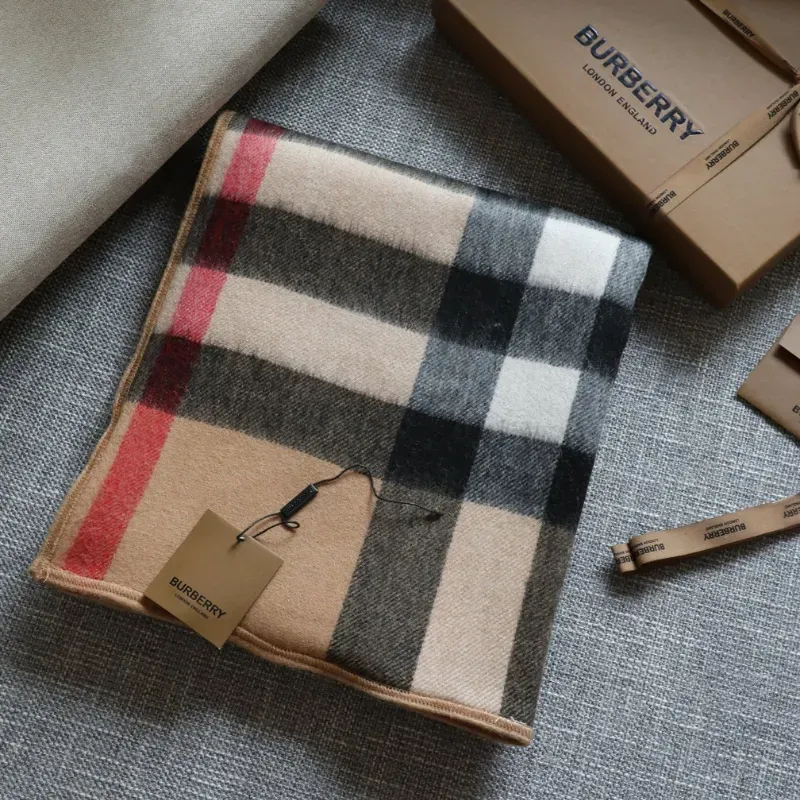 季節感漂う 快適で合わせやすい ファッション カシミヤ生地 両面使用可能なショール