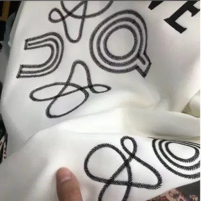 『L-5XL』大人の定番 気質いい デザイン感 快適 高品質 刺繍裏起毛 パーカー