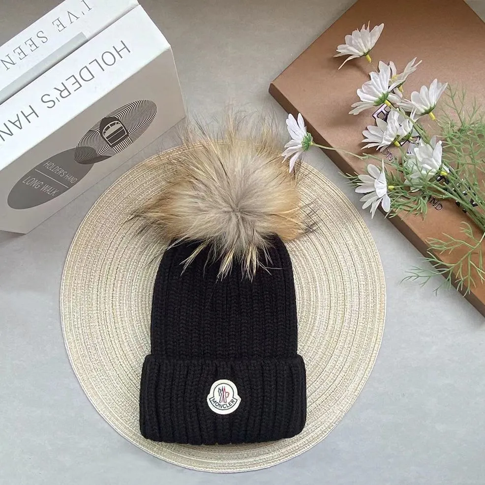 新しいスタイルのニット暖かいアウトドアファッションメンズとレディースのカジュアルウール帽子
