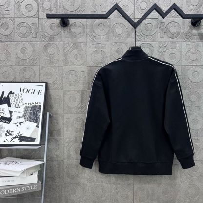 2025年新作、人気のクラシックなスプライス刺繍ユニセックススーツ