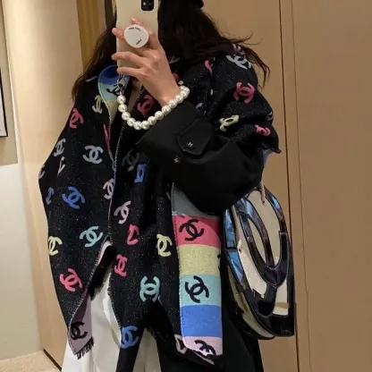 新しい秋と冬のスカーフタッセル暖かい両面レインボーネックショールデュアル目的