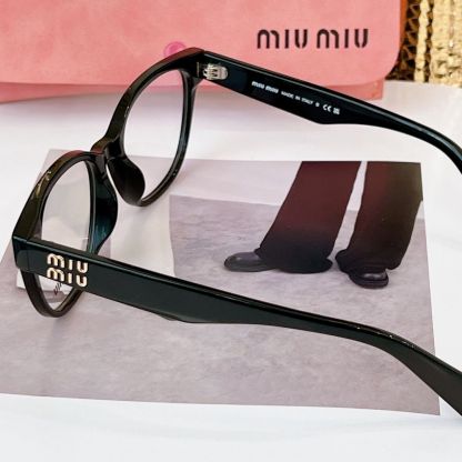 新しいスタイルのメガネ、フラットブルーライト、インターネットセレブの男性と女性