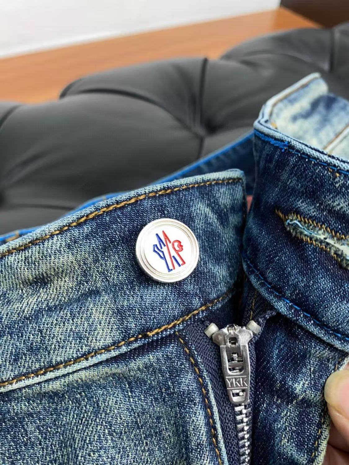 『S-3XL』クラシックな刺繍入り春夏ウォッシュ加工メンズスリムストレートジーンズ