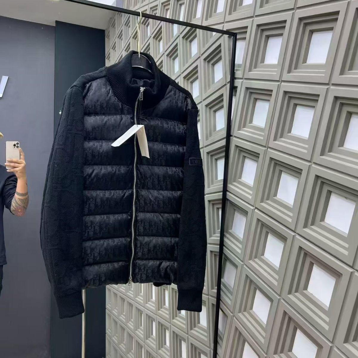 おしゃれなパッチワークニットスタンドカラーコットンコート。秋冬に暖かく、ユニセックス。