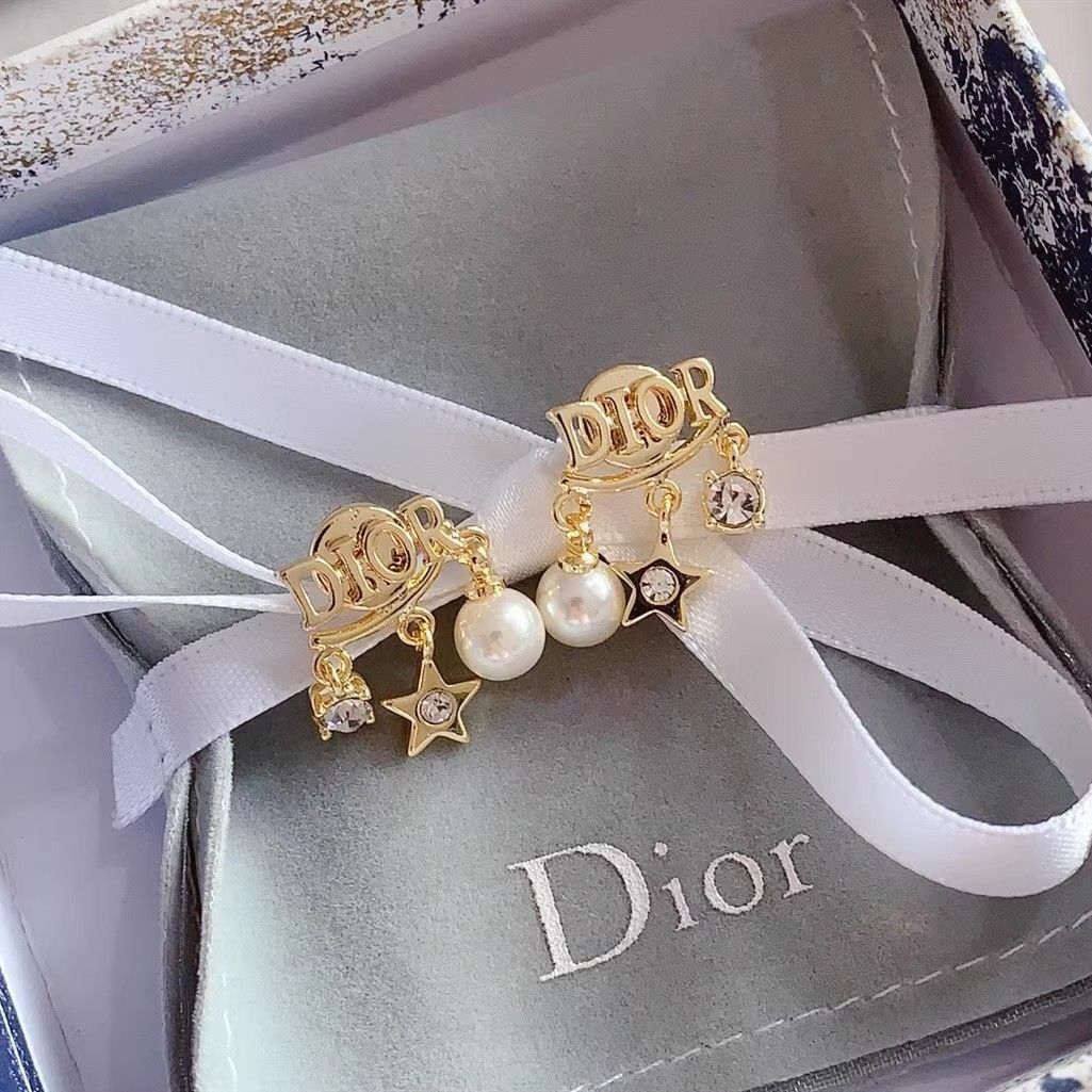 タッセルスタースタッドイヤリング、マザーオブパールイヤリング、ハイエンドベストセラーイヤリング