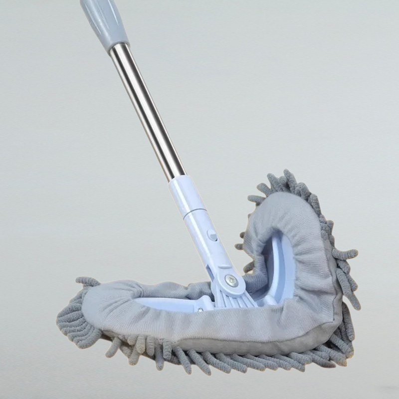 Hands-free wet and dry chenille mop