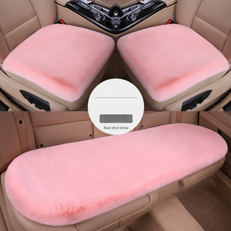 台灣冬天開車超冷？兔毛絨汽車坐墊來救場！柔軟絨面觸感超舒服，坐下瞬間鎖住溫暖，久坐也不冰臀，不管通勤或遠行都暖呼呼，冬季開車必備！