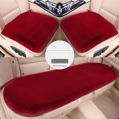 台灣冬天開車超冷？兔毛絨汽車坐墊來救場！柔軟絨面觸感超舒服，坐下瞬間鎖住溫暖，久坐也不冰臀，不管通勤或遠行都暖呼呼，冬季開車必備！