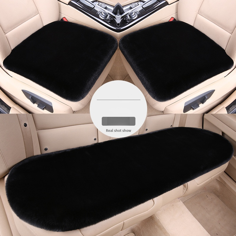 台灣冬天開車超冷？兔毛絨汽車坐墊來救場！柔軟絨面觸感超舒服，坐下瞬間鎖住溫暖，久坐也不冰臀，不管通勤或遠行都暖呼呼，冬季開車必備！