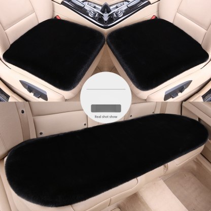 台灣冬天開車超冷？兔毛絨汽車坐墊來救場！柔軟絨面觸感超舒服，坐下瞬間鎖住溫暖，久坐也不冰臀，不管通勤或遠行都暖呼呼，冬季開車必備！