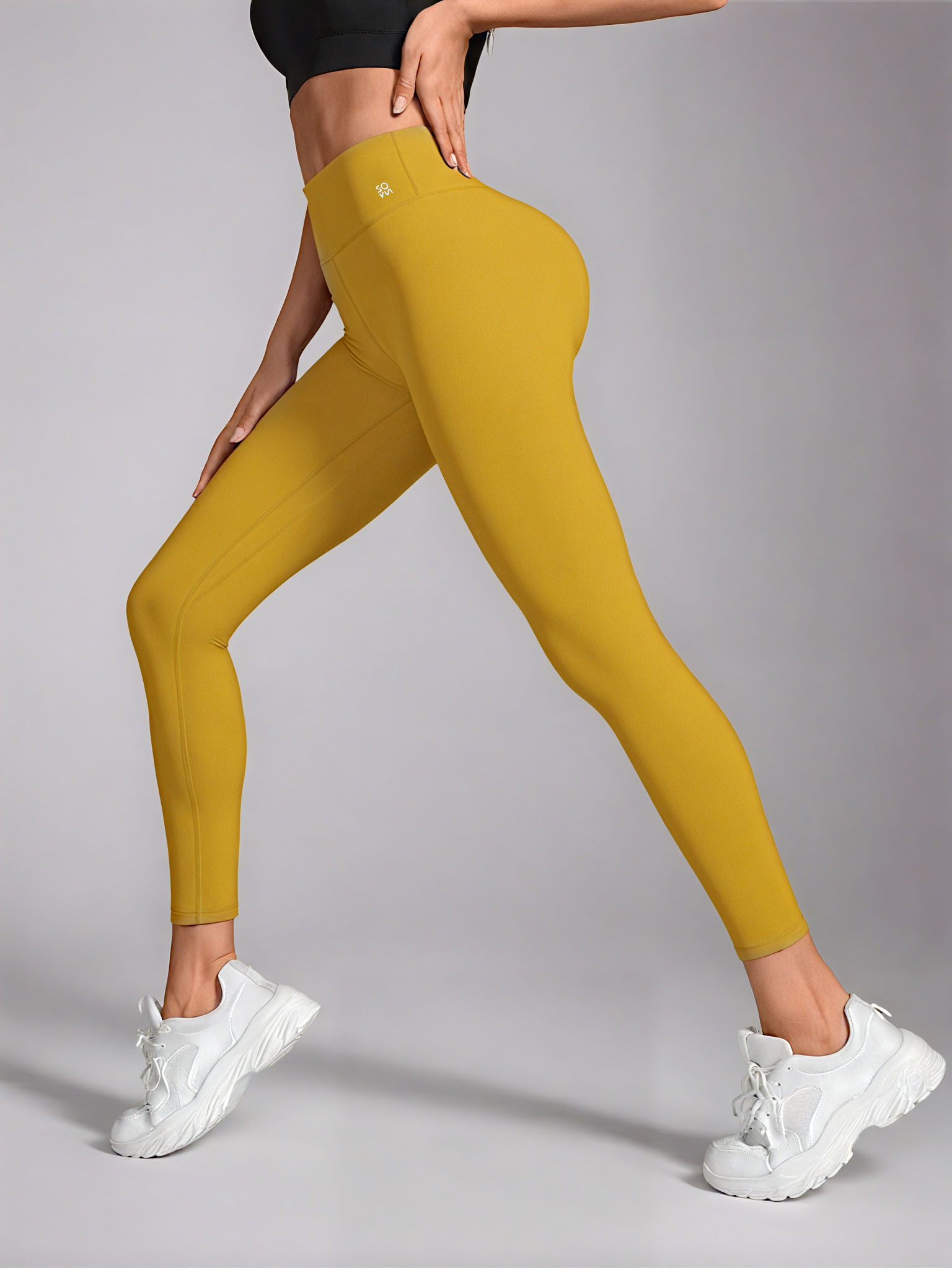 Sticky elastic yoga pants