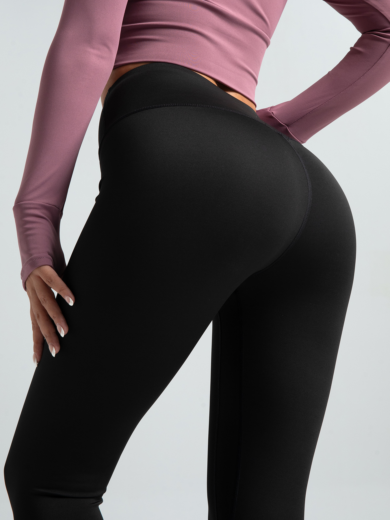 Sticky elastic yoga pants