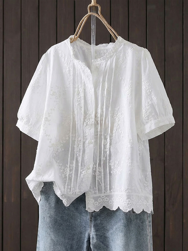 カジュアルなラウンドネック刺繍入りプリーツコットン半袖ブラウス