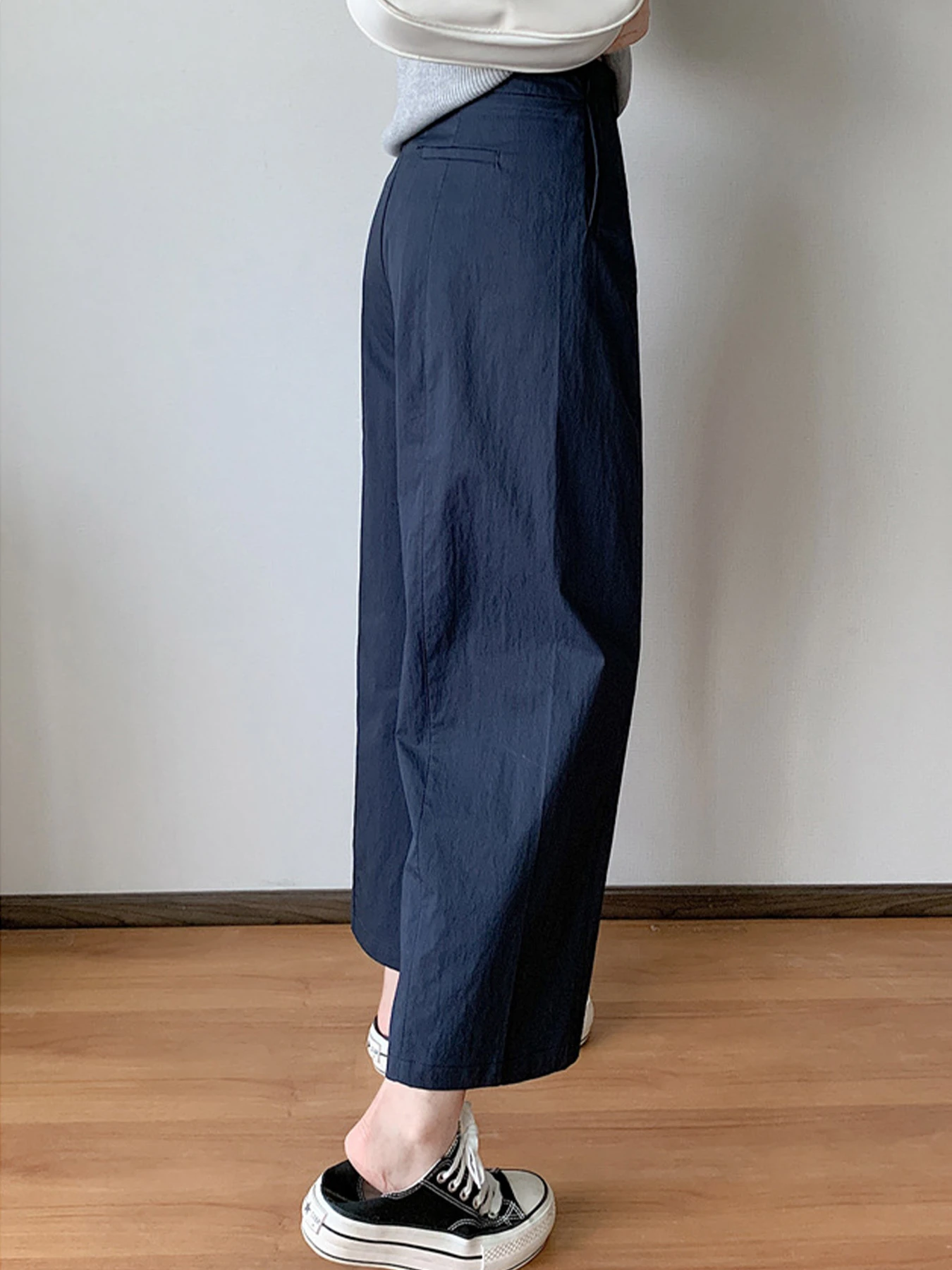 接触冷感速乾カジュアルなストレートパンツ
