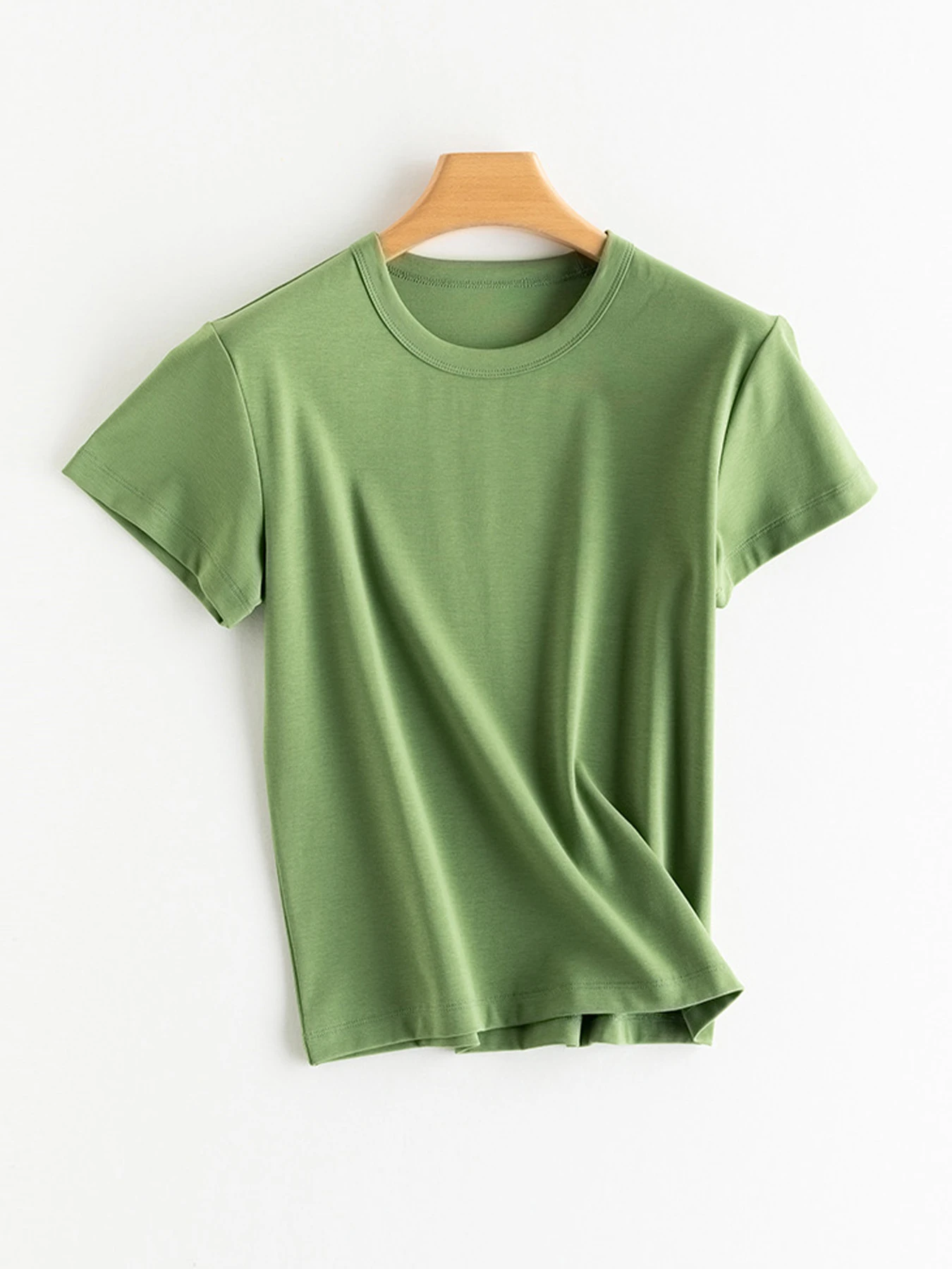 ミニマルな抗菌ノンアイロン半袖Tシャツ