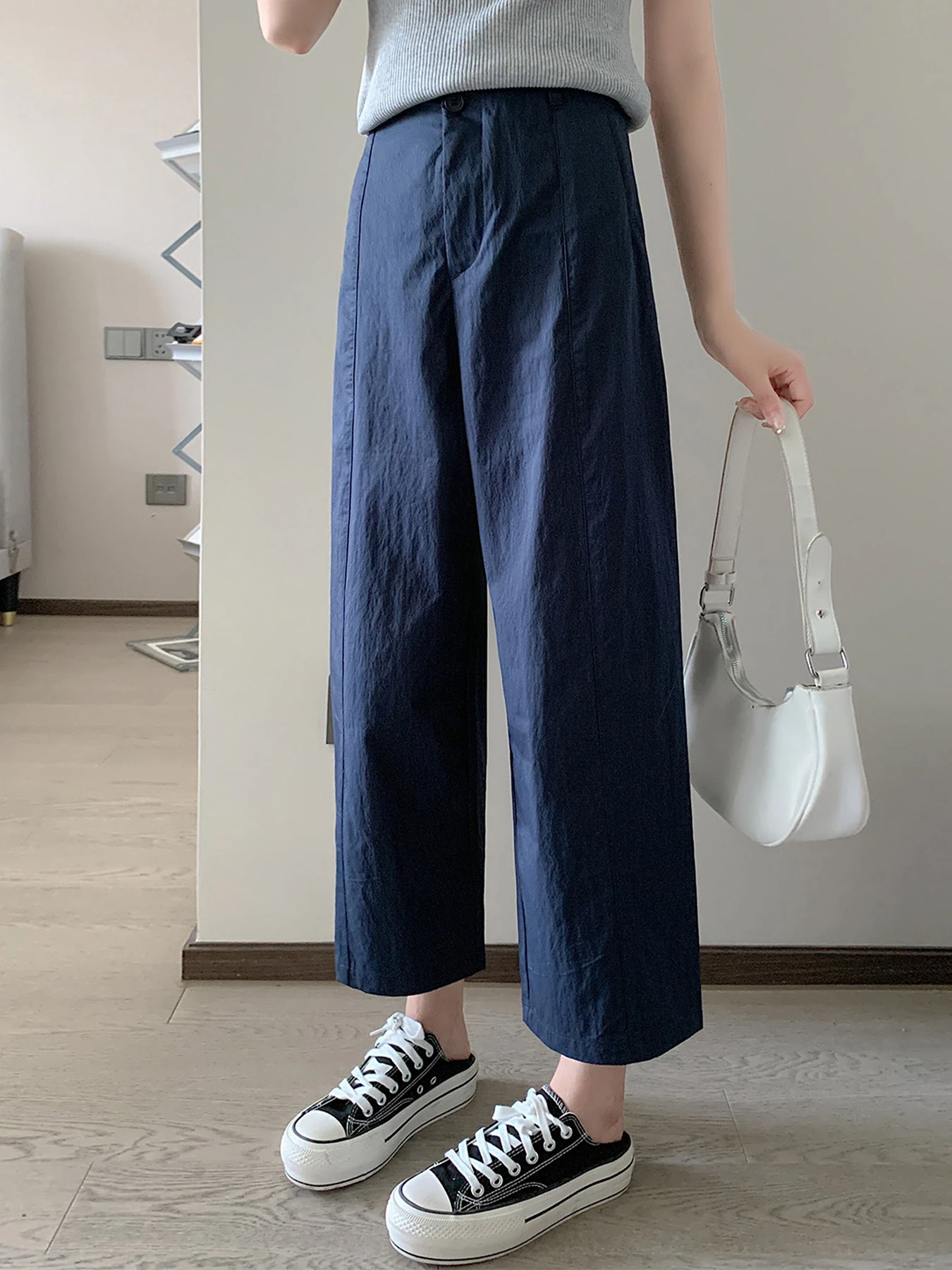 接触冷感速乾カジュアルなストレートパンツ