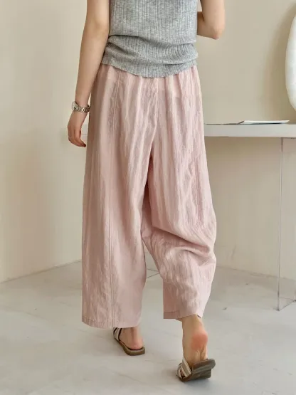 ゆったりカジュアルなワイドパンツ