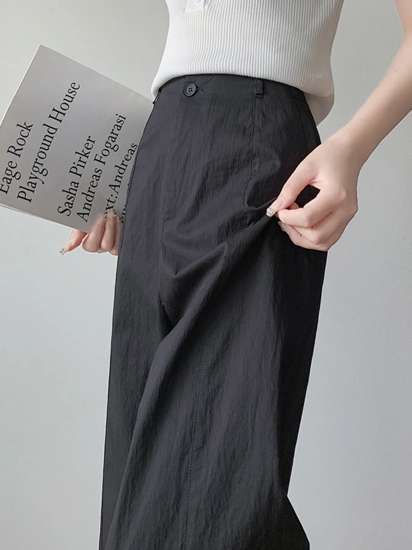 接触冷感速乾カジュアルなストレートパンツ