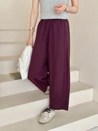 ゆったりカジュアルなワイドパンツ