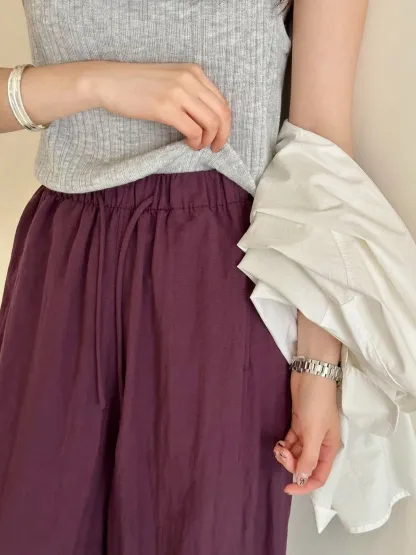 ゆったりカジュアルなワイドパンツ