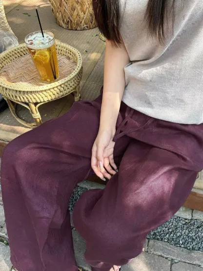 ゆったりカジュアルなワイドパンツ