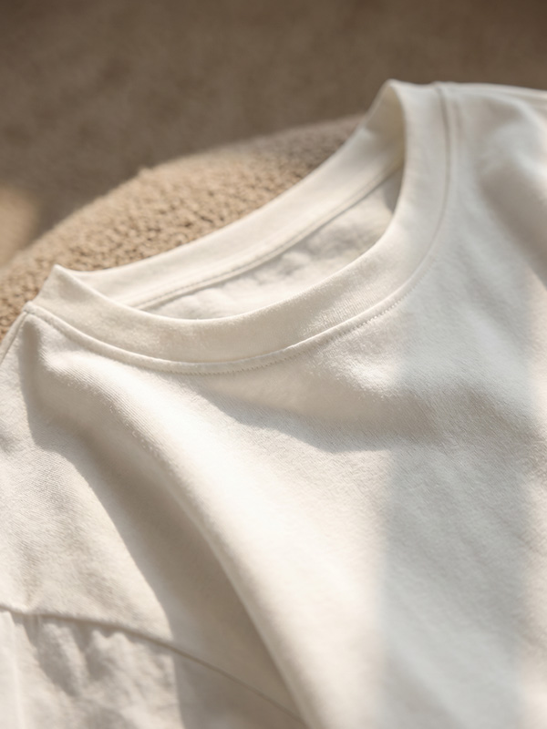 すっきり見えバルーンスリーブイレギュラーヘム切り替え五分袖Tシャツ