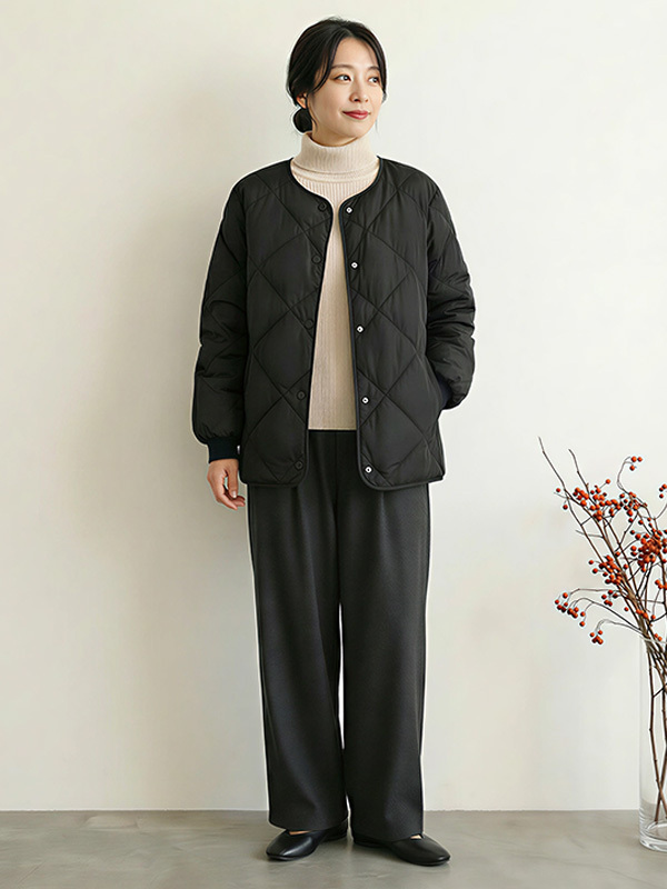 冬小柄さん向け軽量ゆったりノーカラーキルティングショート丈ダウンジャケット
