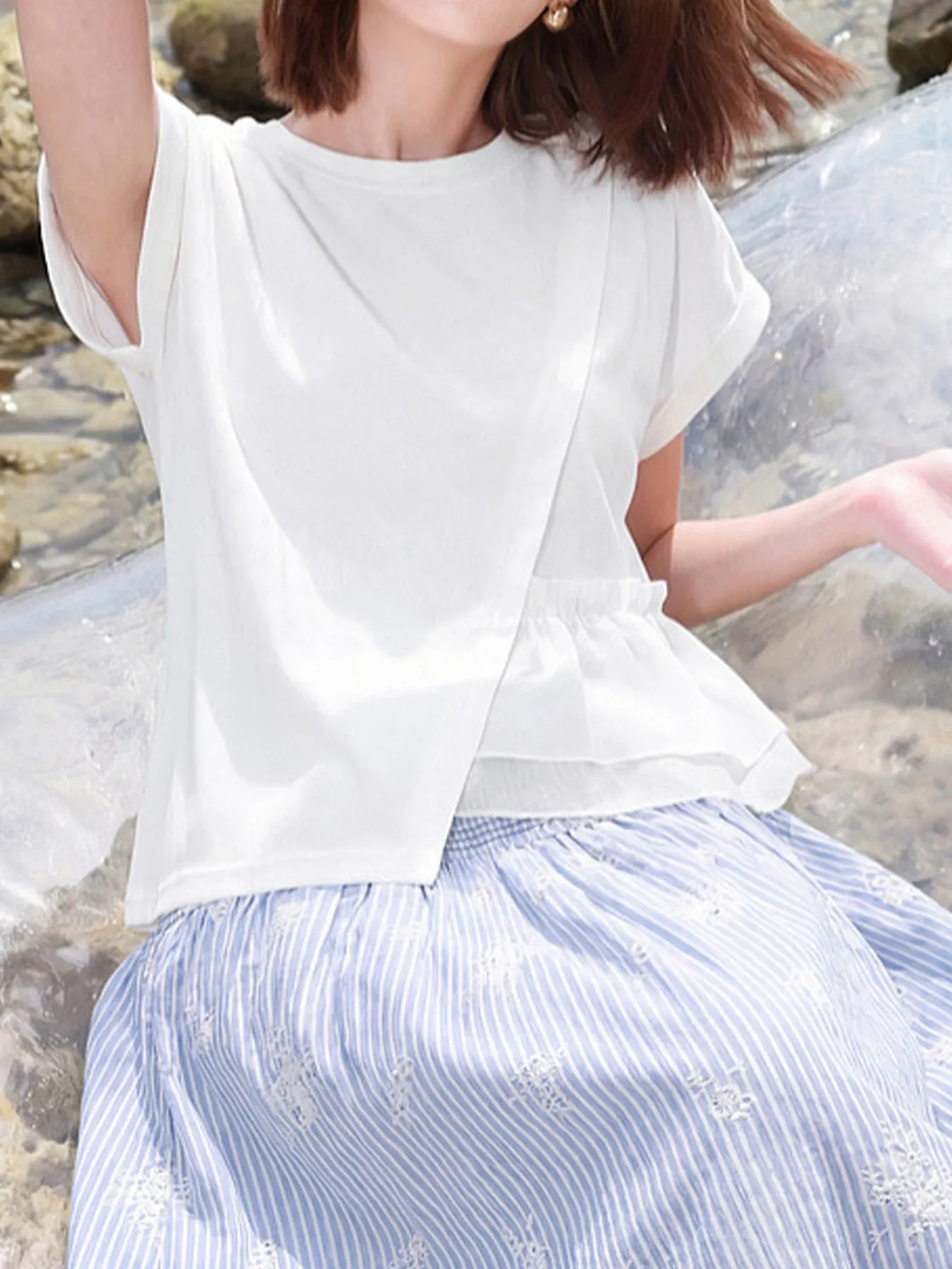 おしゃれなアシンメトリーデザイン細見え半袖Tシャツ