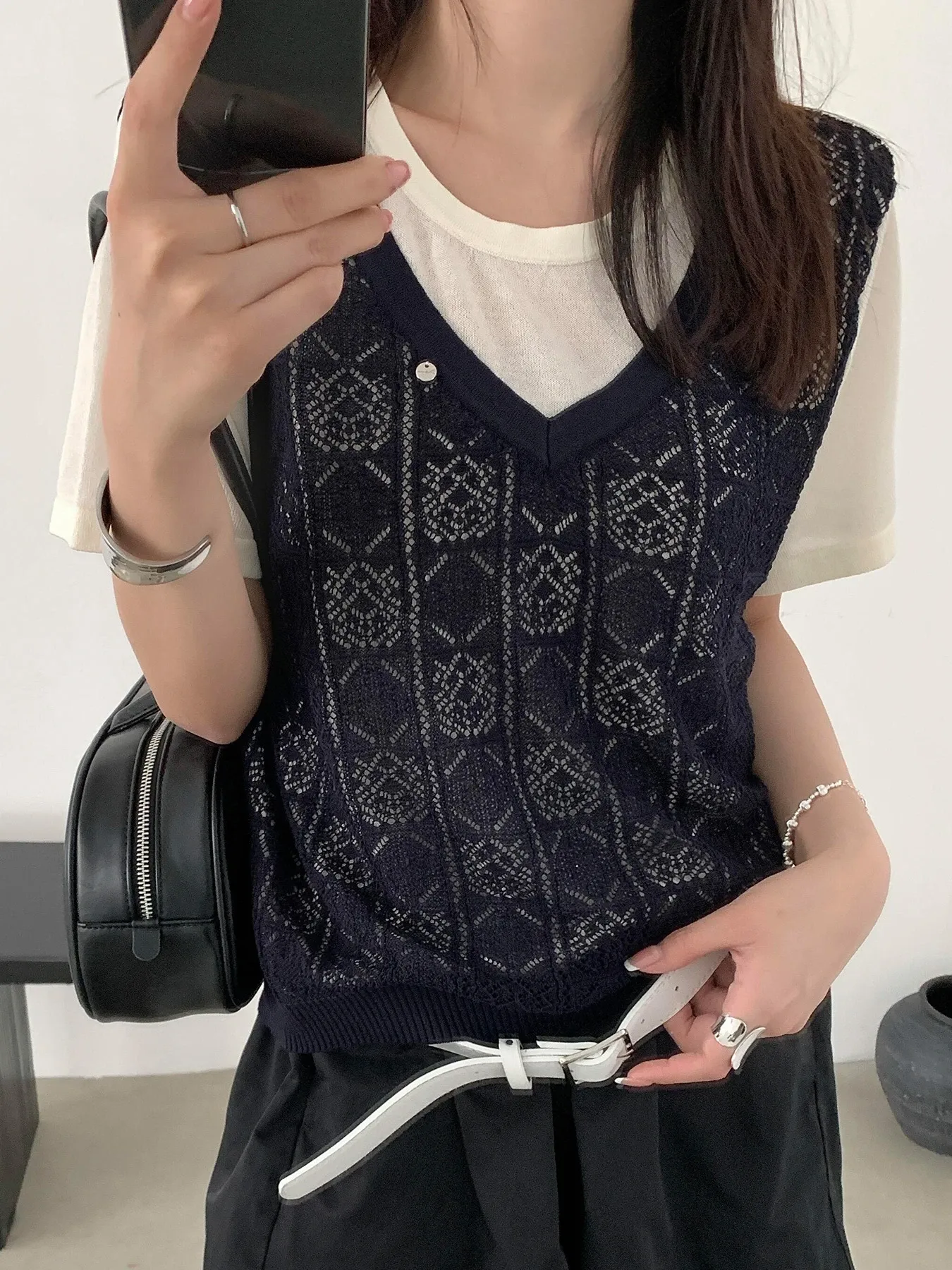 配色デザインゆったりすっきり見えレイヤード風透かし編み半袖ニット