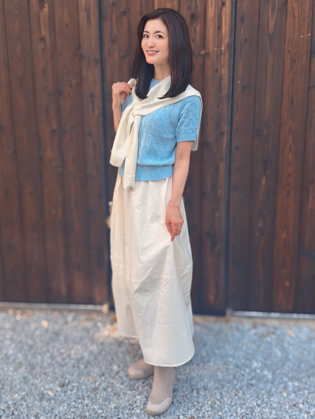 新作ケーブル編みクルーネック半袖ニット