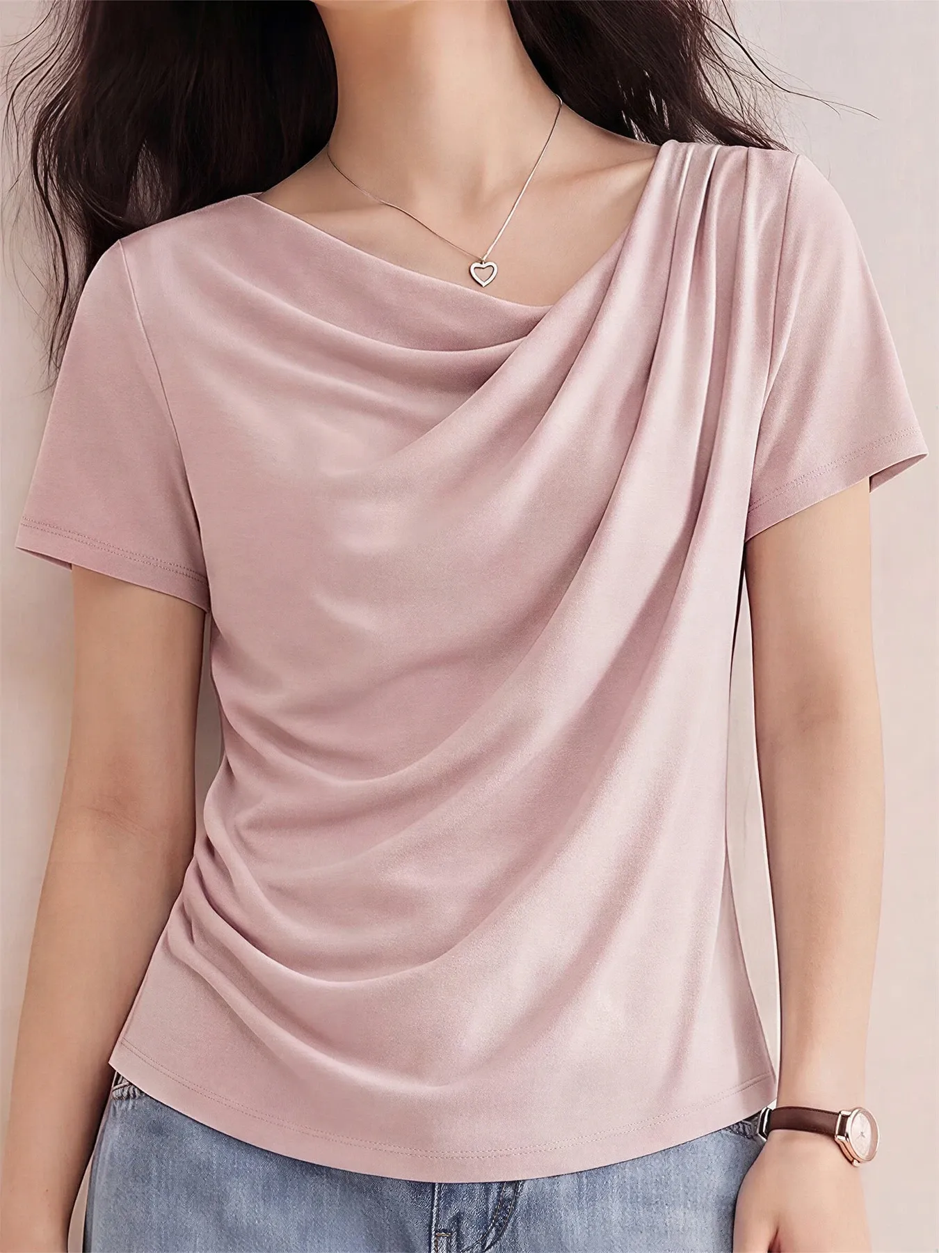 高級感溢れるドレープネックすっきり見え半袖Tシャツ 