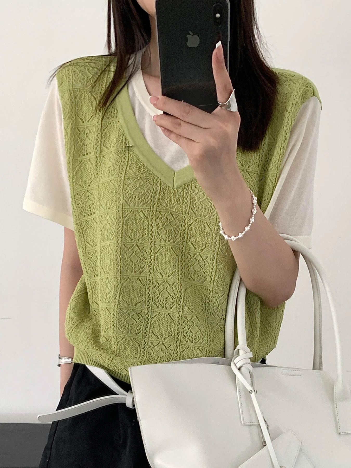 配色デザインゆったりすっきり見えレイヤード風透かし編み半袖ニット