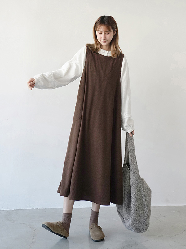 レトロナチュラルなコーデュロイ素材のゆったりロングジャンスカ-Sodemai