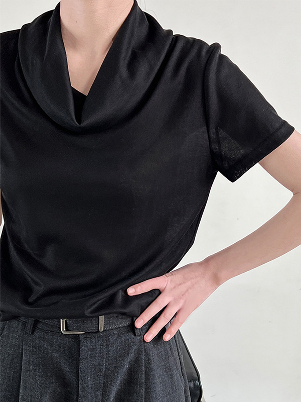 シンプルなデザインくしゅっとネック薄手半袖Tシャツ