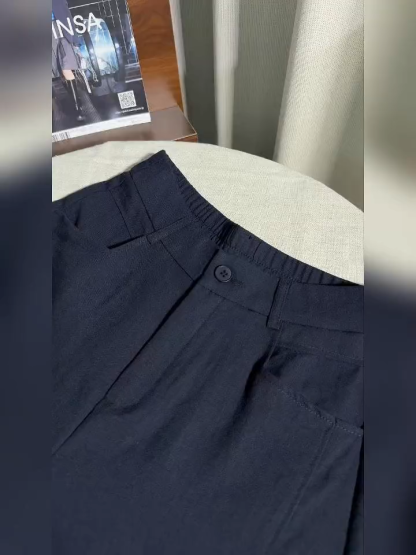 「身長148cm以上向け」ゆったり落ち感のあるシングルボタン付きすっきり見え冷感パンツ